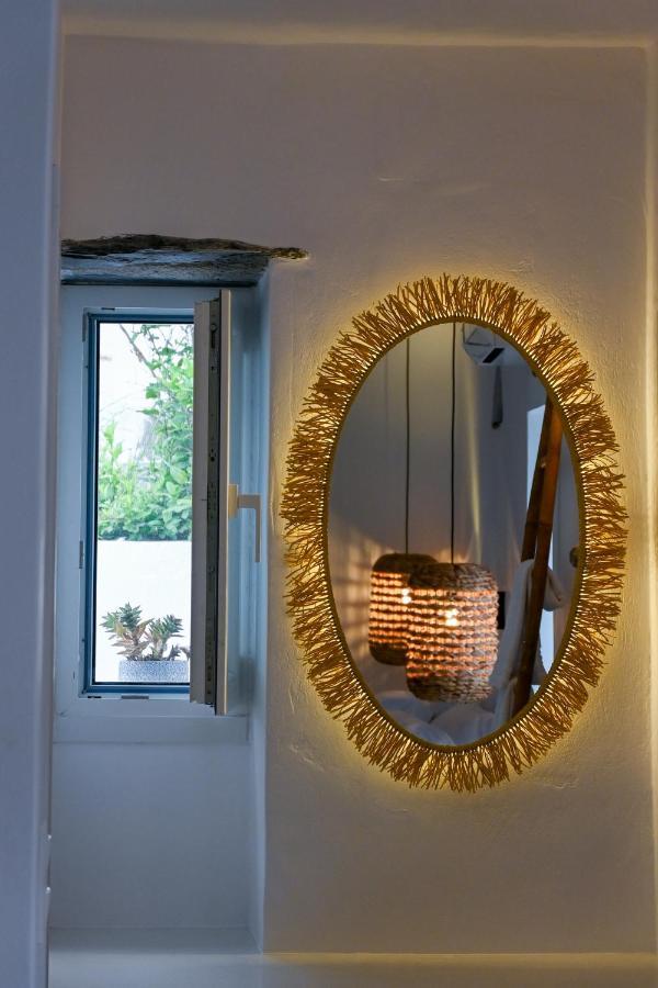 Mikro Thama Kambos (Tinos)